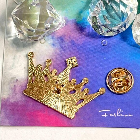 Alice Wonderland Crown Lapel Pin Queen Hearts Enamel Brooch Badge Jewelry Gift - Picture 3 of 5